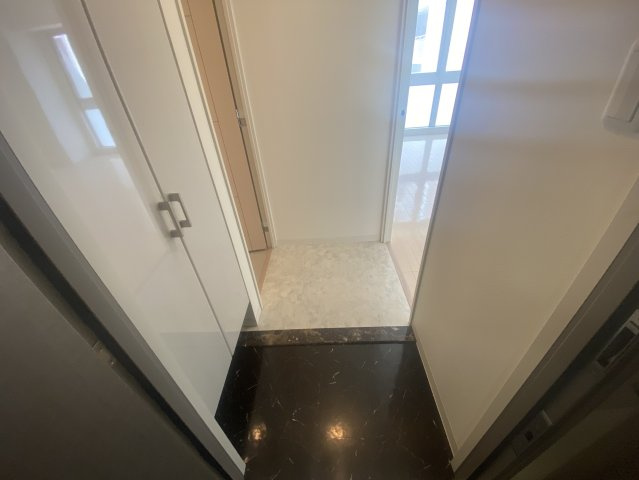 IZUMI1の玄関