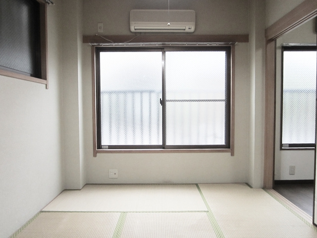 ハイブリッジの和室|２面採光の和室は温かみがあります！