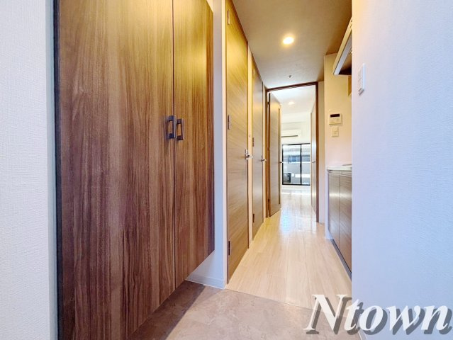 【玄関】 | S-RESIDENCE庄内通North | ゆったりとした玄関です