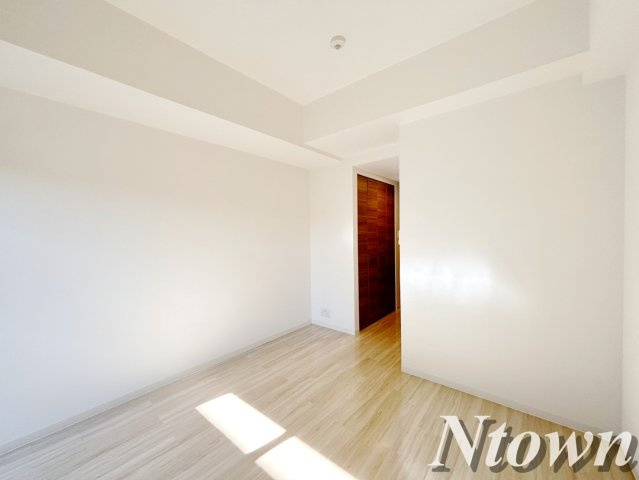 【居間・リビング】 | S-RESIDENCE庄内通North | こちらの居間で趣味の時間をお楽しみください