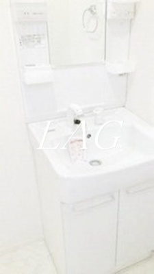 【洗面所】 | カーサポトロ | 洗面台です。