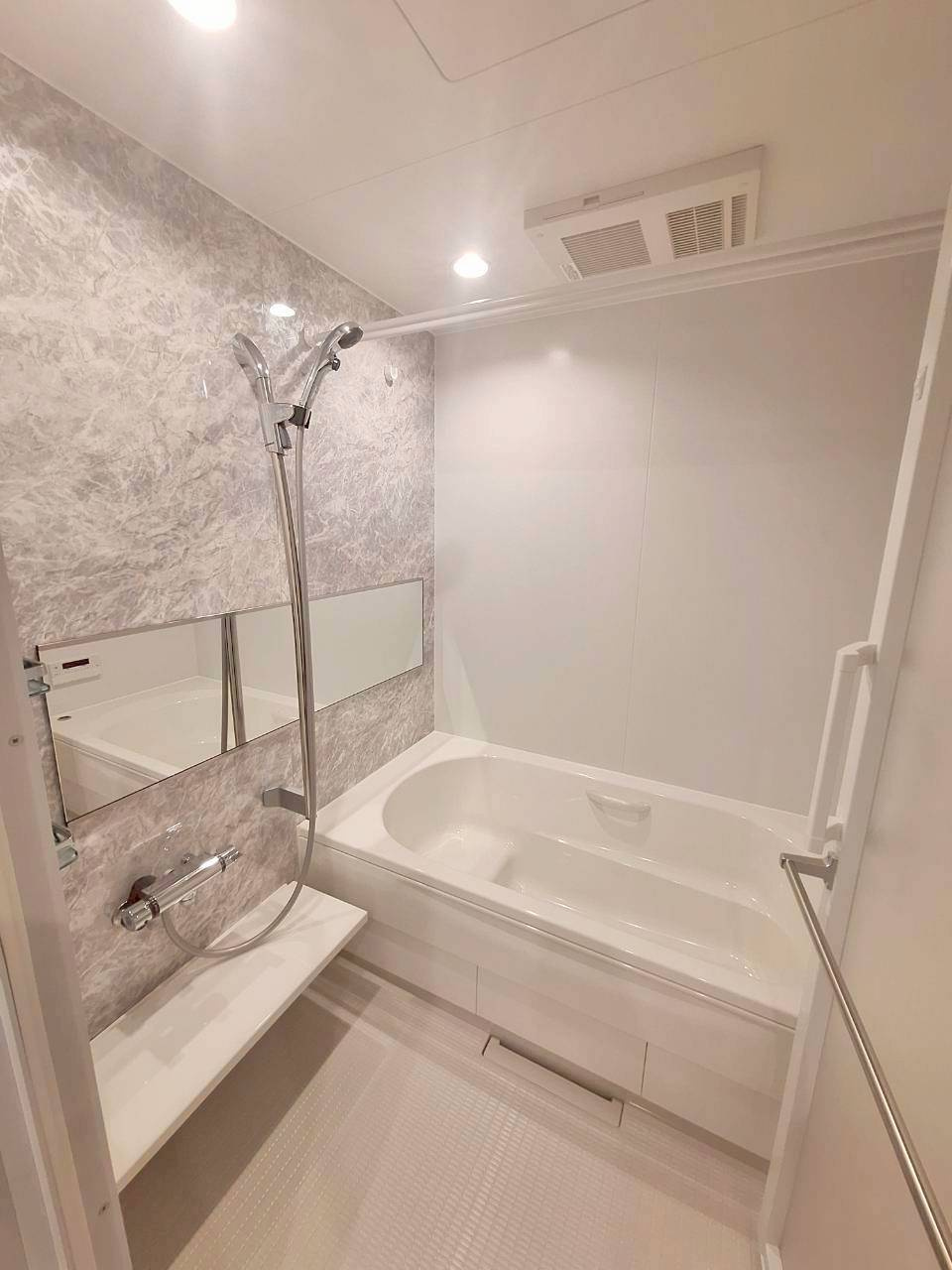 ｔｒｅｓ　ｒｉｏｓ（トレス　リオス）の浴室|ゆったり一坪サイズバス♪追焚・浴室乾燥機付き