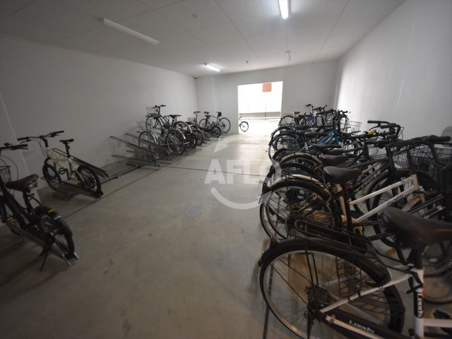 セレニテ谷町calmeのその他共用部分|セレニテ谷町calme　駐輪場