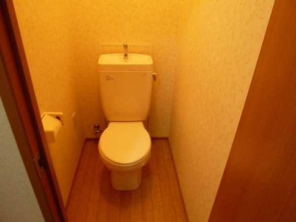 ウォシュレット付きのトイレです♪