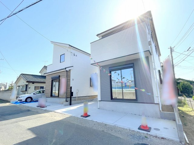 【前面道路含む現地写真】 | 富士見市上沢2丁目　新築一戸建住宅　全2棟（ふじみ野店） | 前面に建物もなく、見通しの良い解放感ある雰囲気です♪
