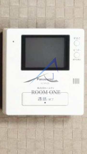 メイプル祐天寺のセキュリティ|モニター付きインターホンです。