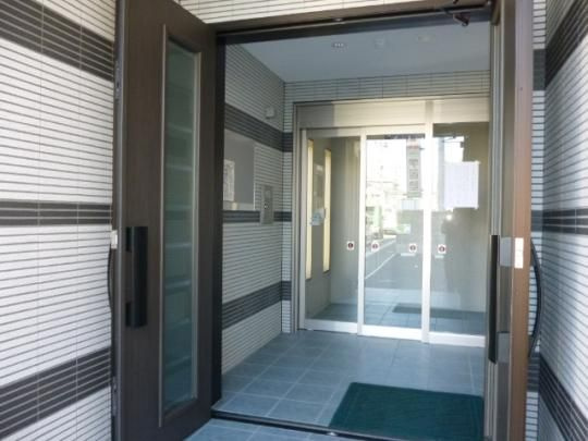 熊本市東区御領１丁目の賃貸マンションのエントランス