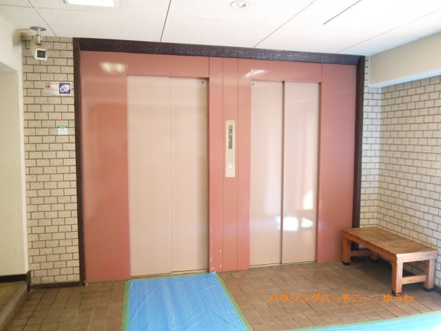 【その他共用部分】 | 東建西ヶ丘マンション | 忙しい朝にも安心、エレベーターが２基設置されています！