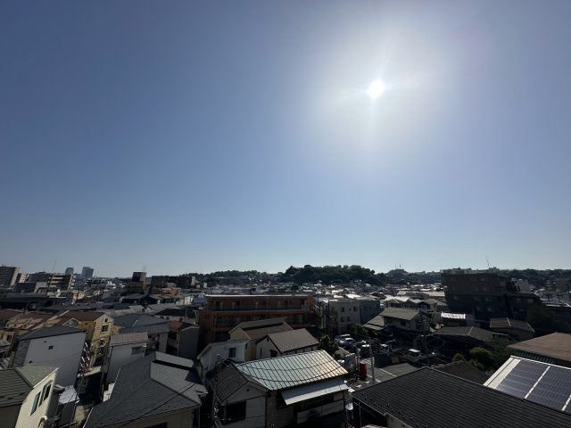 セントラルコート横濱井土ヶ谷の展望|前面に棟がない街を一望する開放的な６階からの眺望♪ぜひ実際にご覧になって下さい。