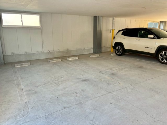アートNの駐車場
