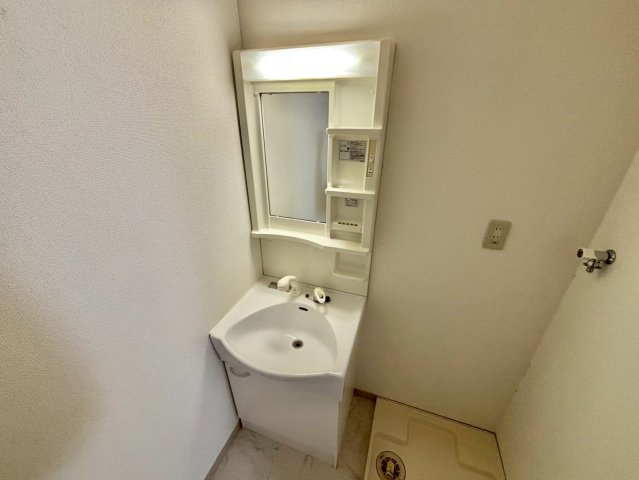 アートNの独立洗面台