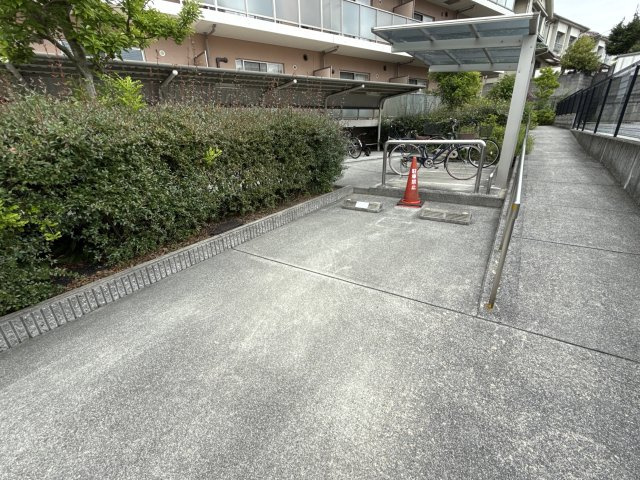 インタービレッジ下手野の駐車場