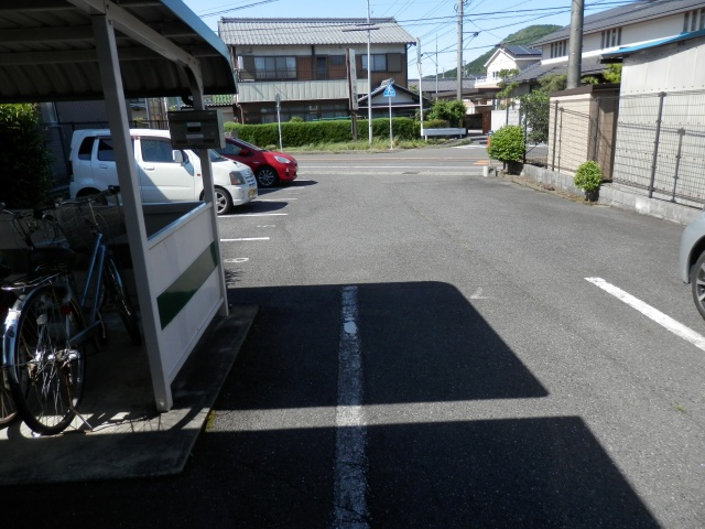 U・TOPIA16の駐車場