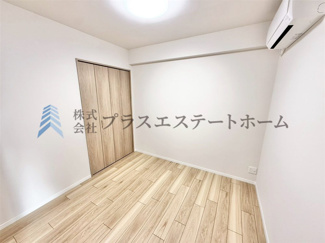 【洋室】 | ワコーレグラン兵庫 | デザインリフォームされた室内は 良い雰囲気です♪リノベーションで付加価値をプラス♪