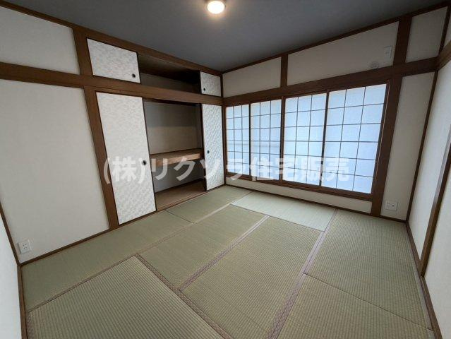 大池町　中古一戸建ての和室|和室6.1帖
■物件内覧・資金計画相談・住宅ローン相談、リフォーム相談、お問合せ受付中■
※当日・翌日のご内覧、ご相談はお電話でのお問合せがスムーズです！