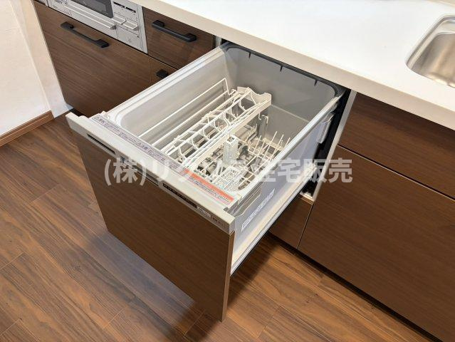大池町　中古一戸建ての設備|食器洗い乾燥機
■物件内覧・資金計画相談・住宅ローン相談、リフォーム相談、お問合せ受付中■
※当日・翌日のご内覧、ご相談はお電話でのお問合せがスムーズです！