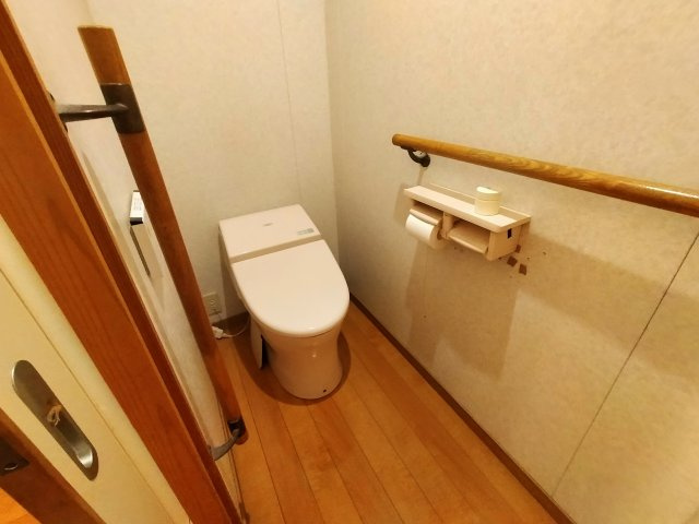 神島町平家建てのトイレ