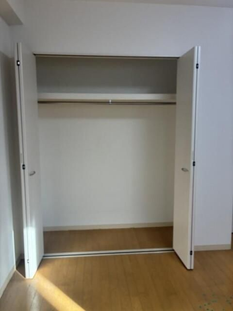 メゾン　コルニスの収納