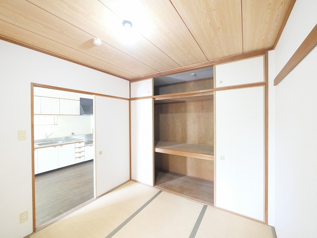 ライフコート萩の台の和室
