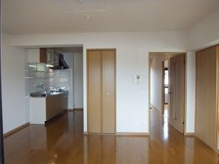 合志市幾久富の賃貸マンションの居間・リビング
