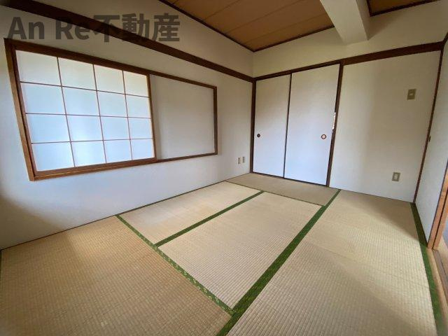 ザ・ルネサンスヒルズⅡの和室