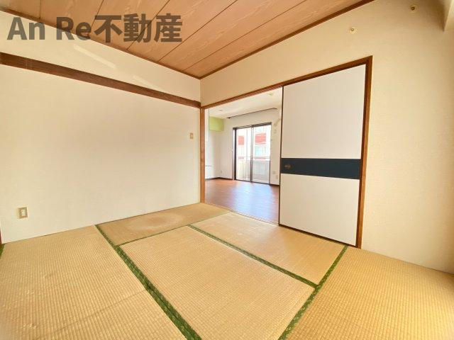 ザ・ルネサンスヒルズⅡの和室