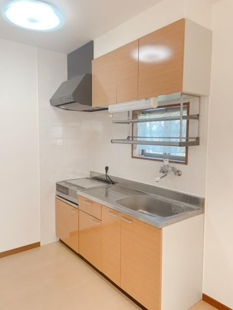 出水貸家のキッチン