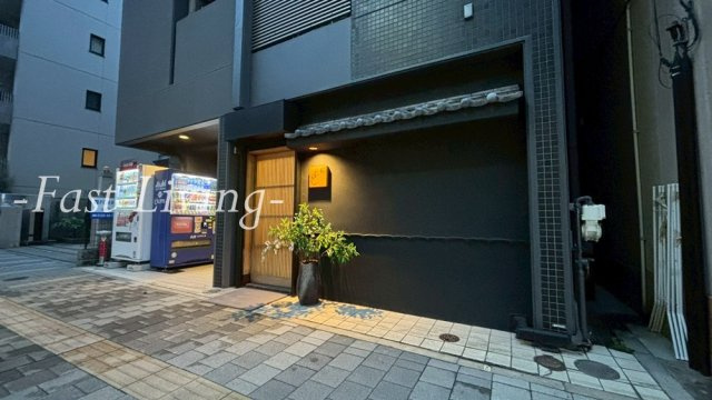 BUILDING・K