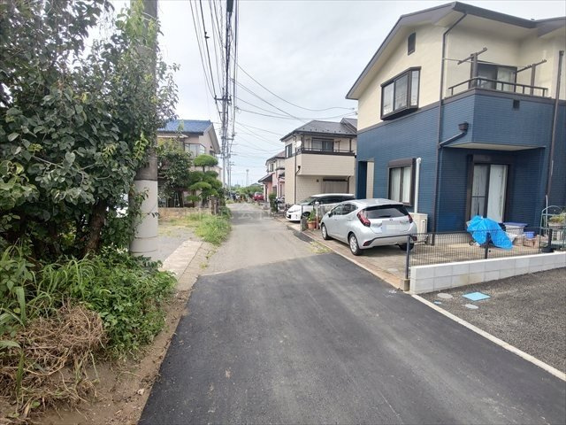 【前面道路含む現地写真】の画像