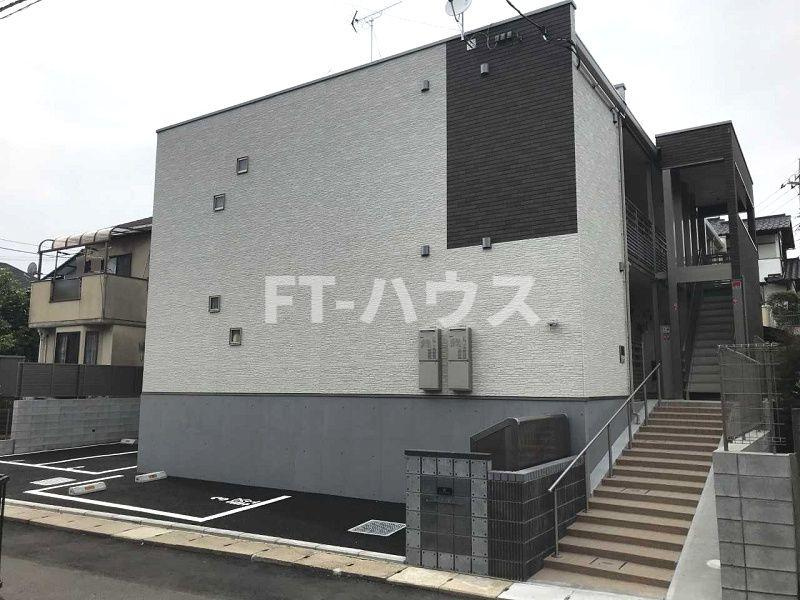 クレイノルーチェ幕張の外観
