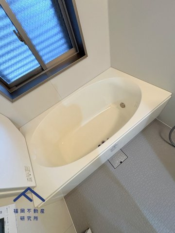 アクロス荒江グランコートの浴室