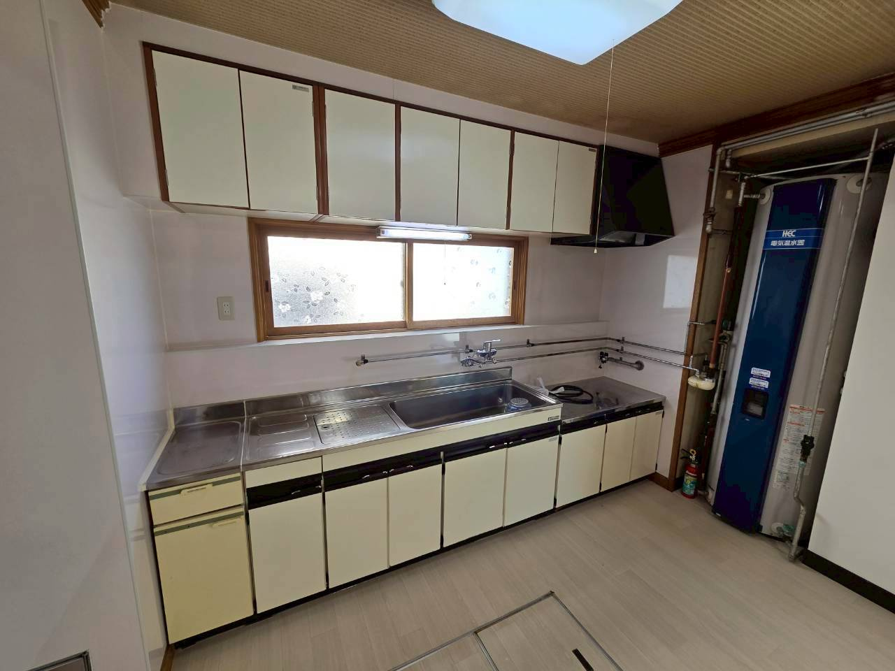 桜ケ岡3丁目　中古住宅のキッチン