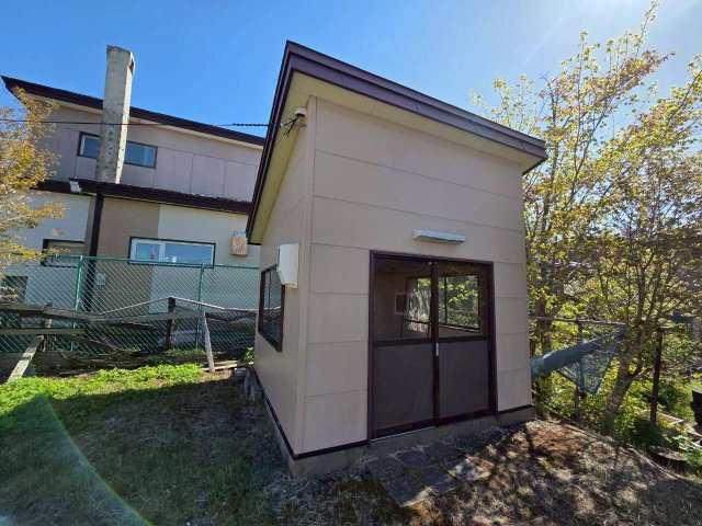 桜ケ岡3丁目　中古住宅の庭|物置