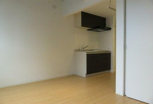 府中市本宿町２丁目の賃貸マンションの内装
