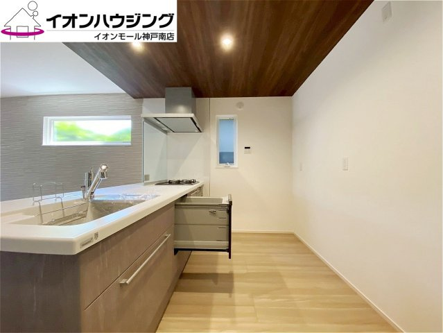 北区鈴蘭台南町７丁目　新築戸建