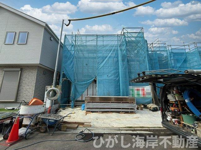 大磯町国府新宿　新築戸建　全５棟の外観|7月25日撮影　建築中　現地外観