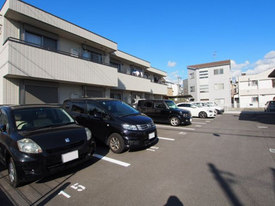 【駐車場】 | ウエストカンパーニュ