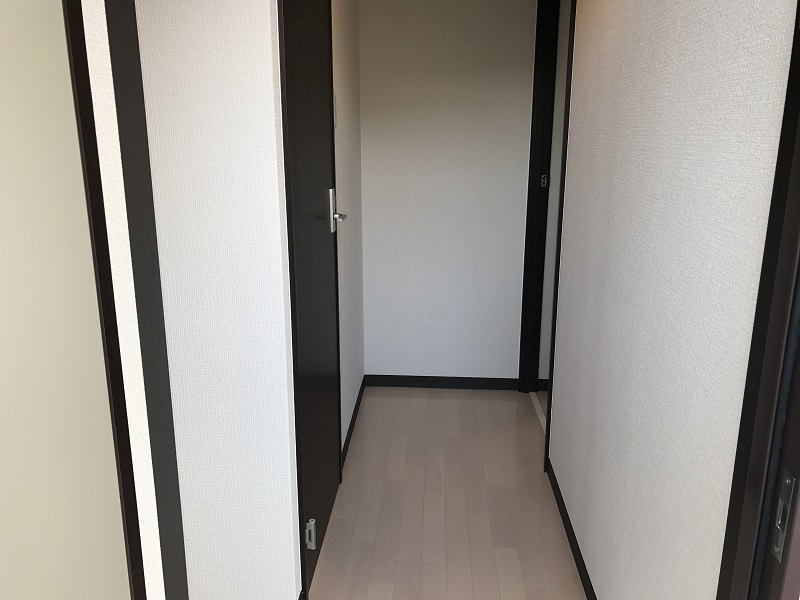 リアン桂イーストの玄関