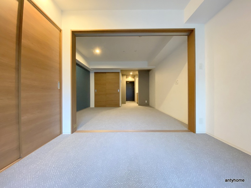 Uresidence Temmabashi　仲介手数料無料の居間・リビング