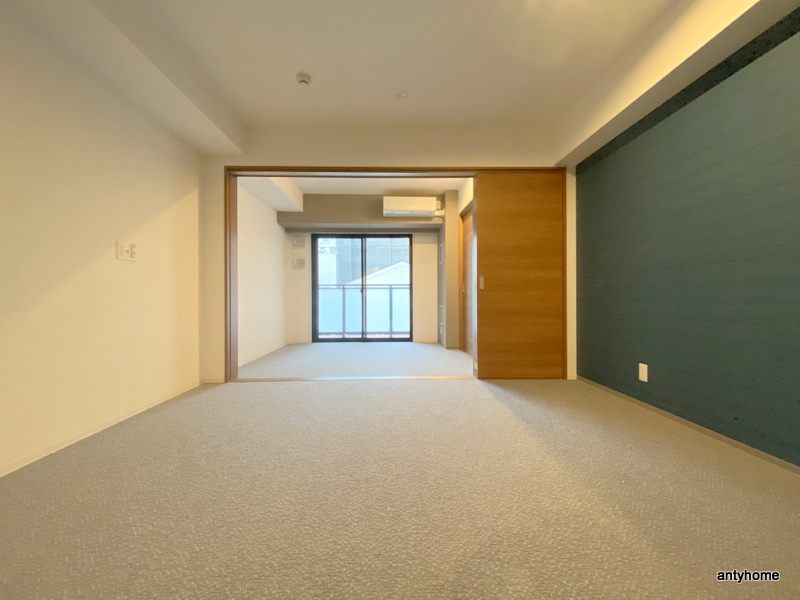 Uresidence Temmabashi　仲介手数料無料の居間・リビング