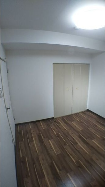 友井グレイスの寝室