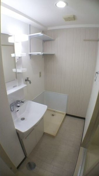 友井グレイスの独立洗面台