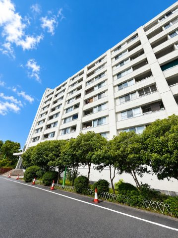 住吉台住宅1号棟