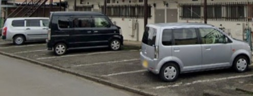 富士見コーポの駐車場