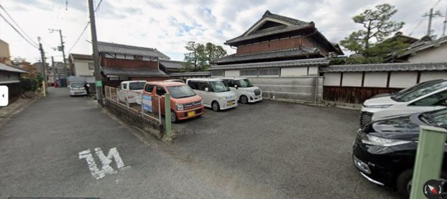 岸の上駐車場