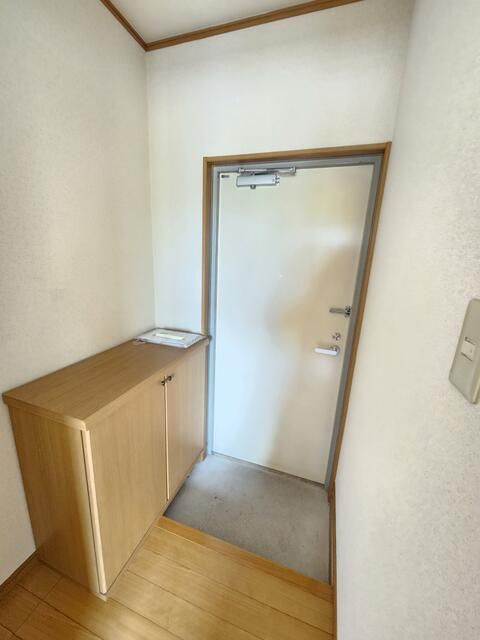 エス・カーサＩの玄関