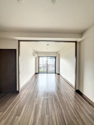 【居間・リビング】 | メゾンイワサキⅡ | 同物件、他のお部屋の写真です。