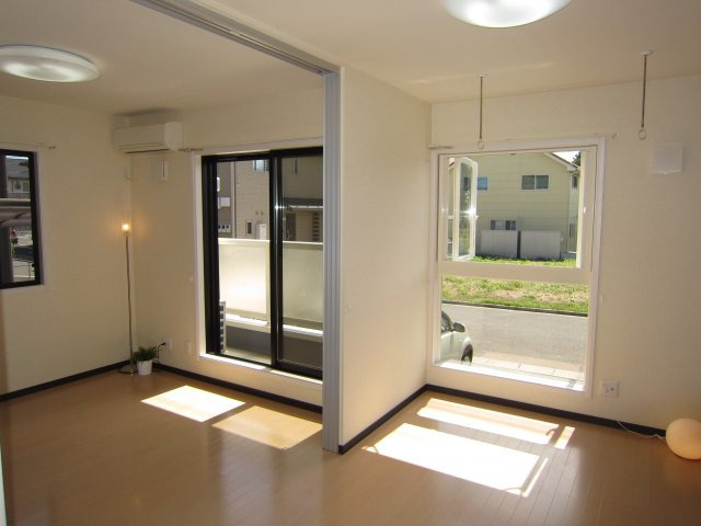 ルーチェビアンカの洋室|角部屋です。