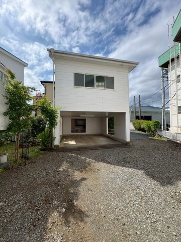 秦野市曽屋の店舗事務所の外観