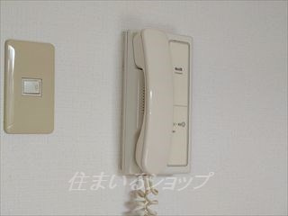 ベルドミールⅠのセキュリティ|インターホン（オートロック解錠ボタンあり）